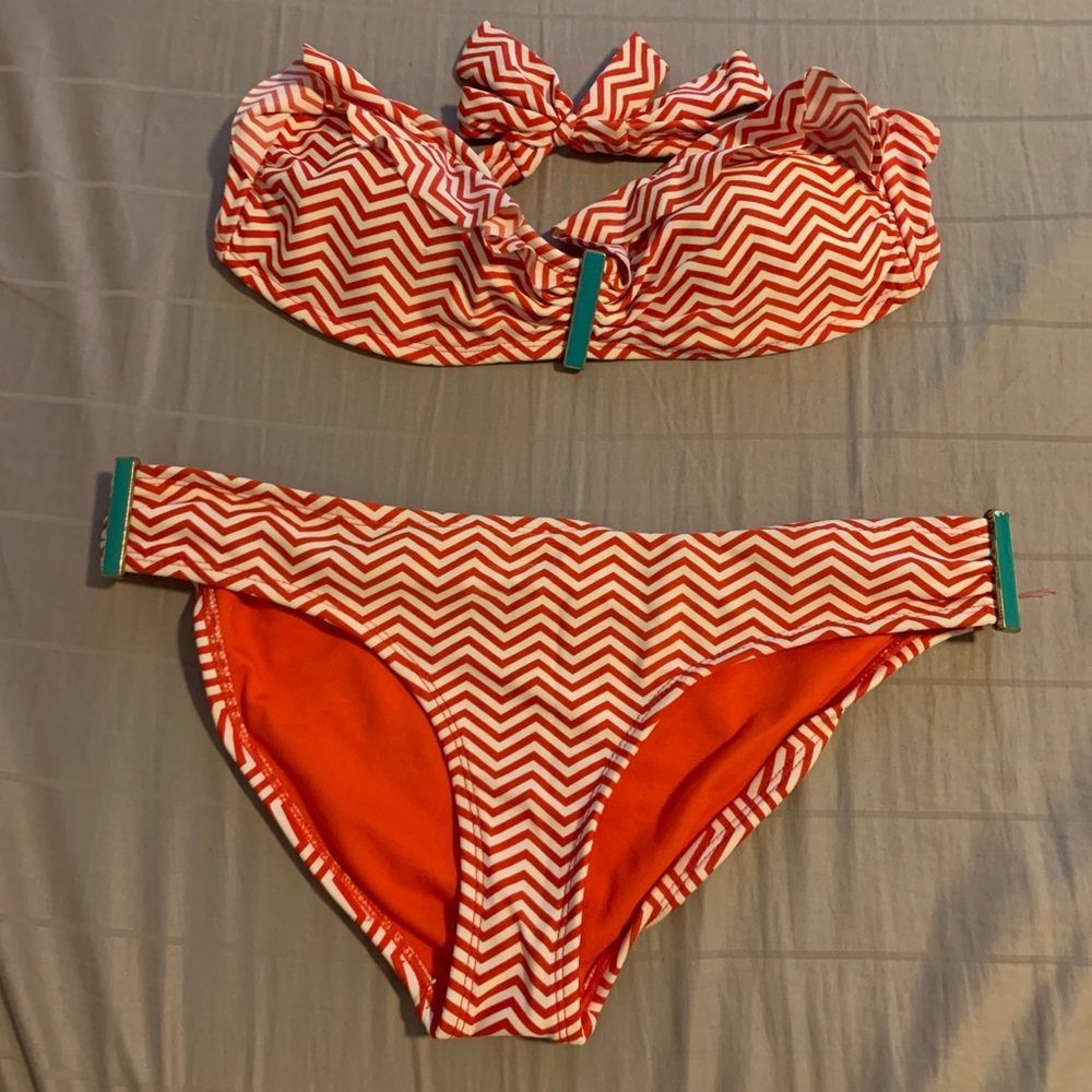 XHILARATION strapless bikini